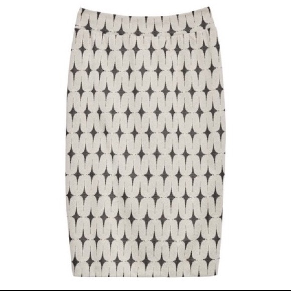 Renee C. Dresses & Skirts - NWT - Skirt - Renee C - Leena stretch - size M